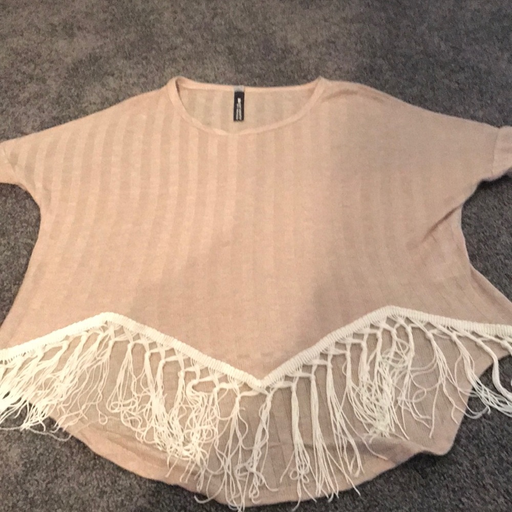 Light weight sweater